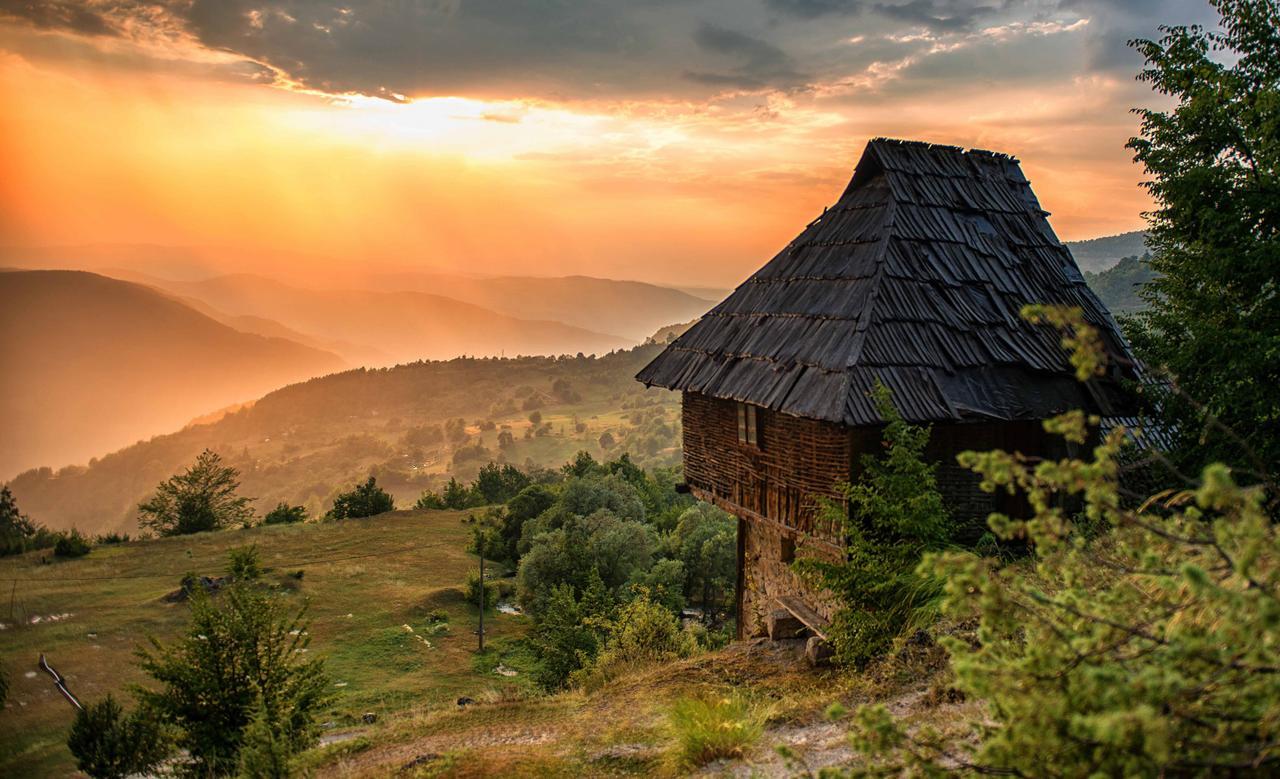 B&B Hisar International Prijepolje エクステリア 写真